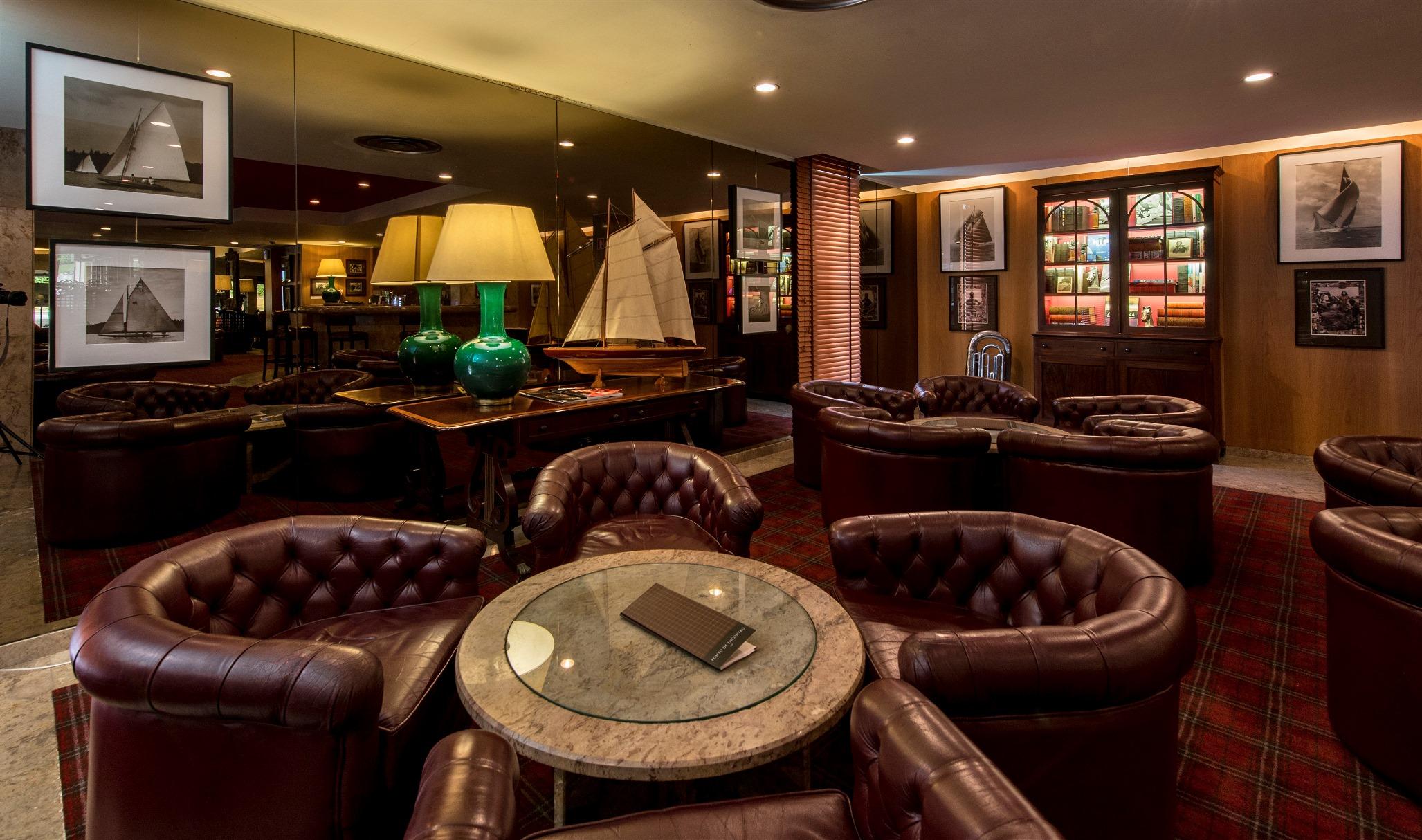 Hotel Solverde Spa And Wellness Center Vila Nova de Gaia Eksteriør bilde The Library at The Ivy