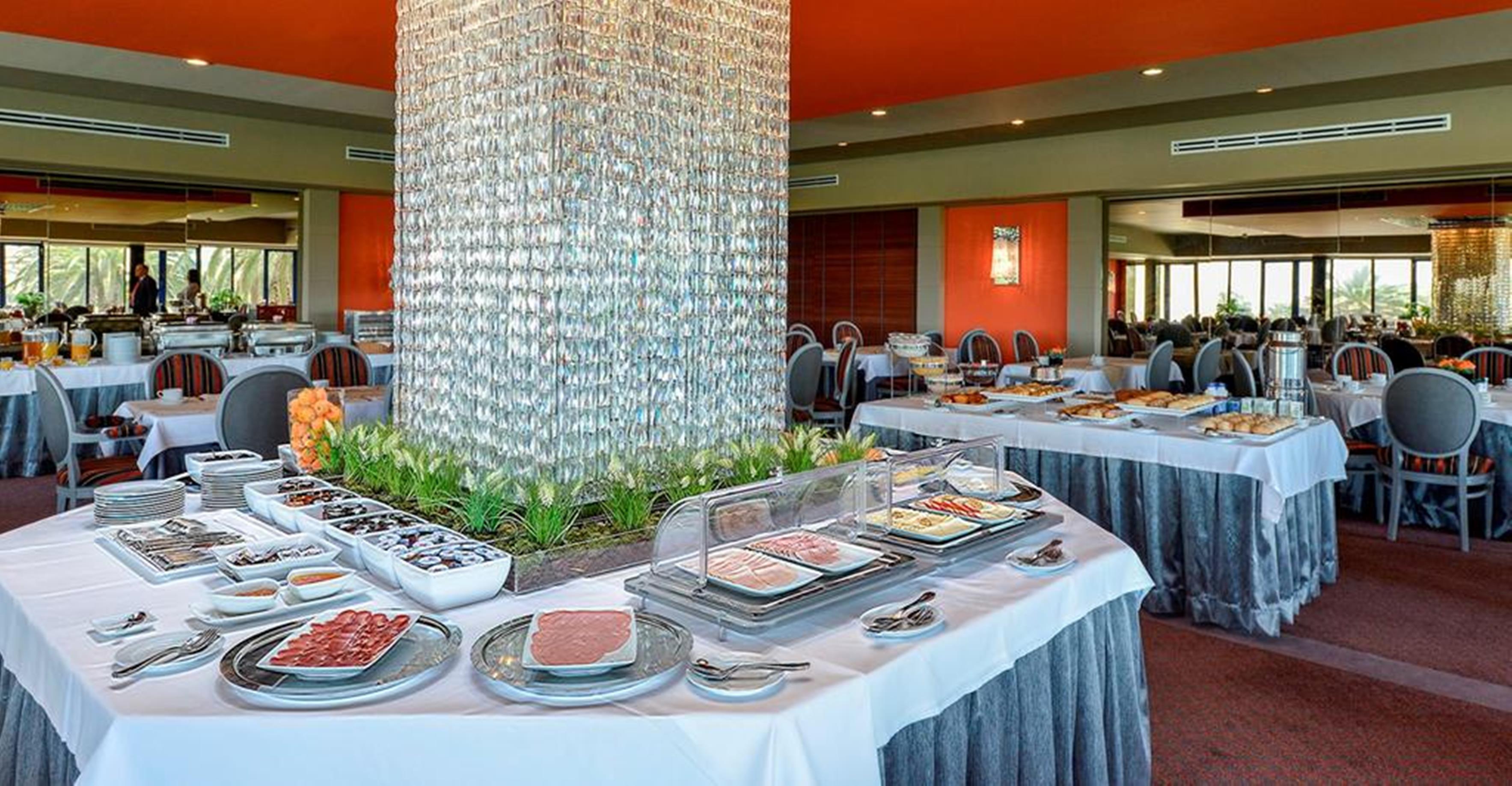 Hotel Solverde Spa And Wellness Center Vila Nova de Gaia Eksteriør bilde Buffet at a hotel