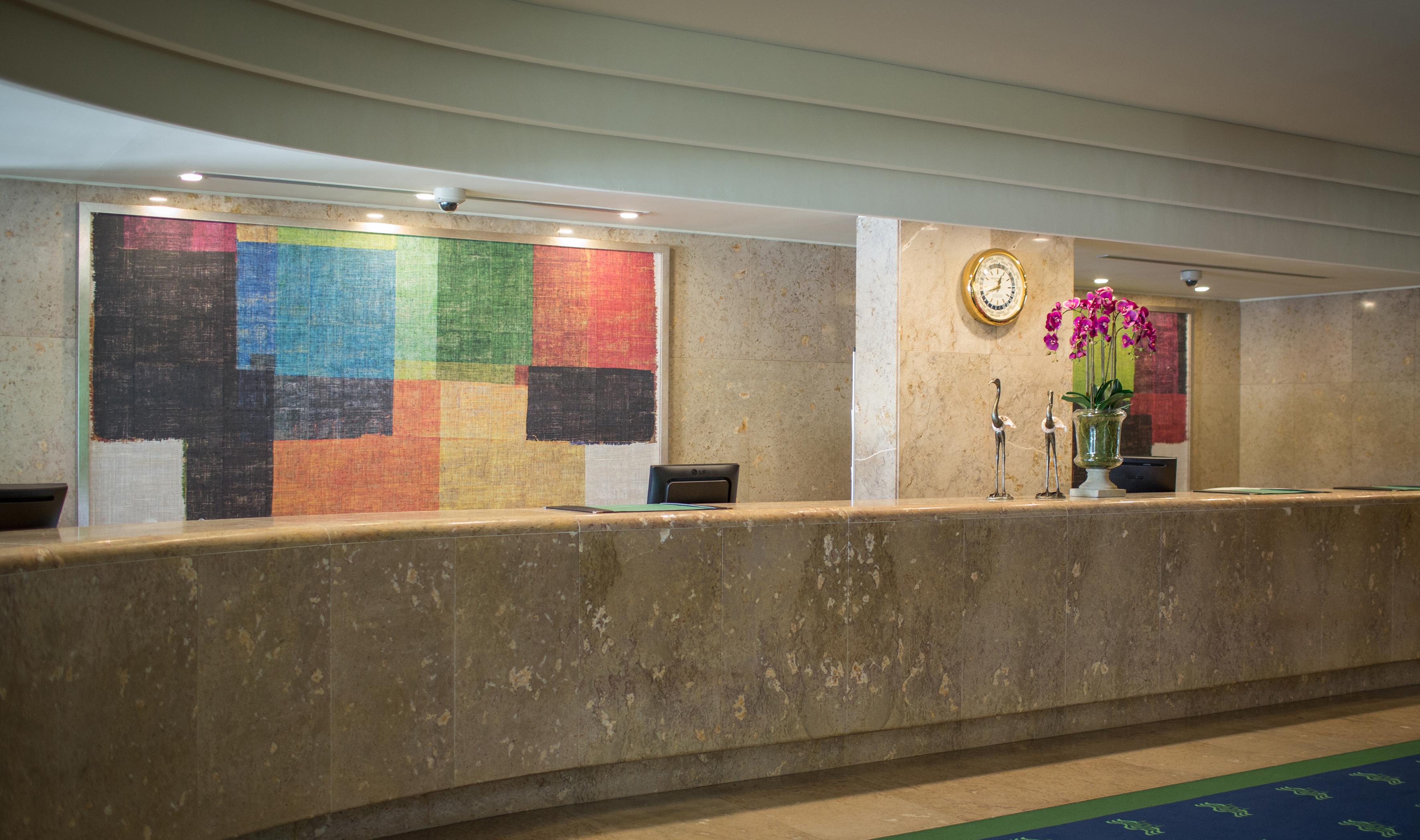 Hotel Solverde Spa And Wellness Center Vila Nova de Gaia Eksteriør bilde Reception desk at the hotel